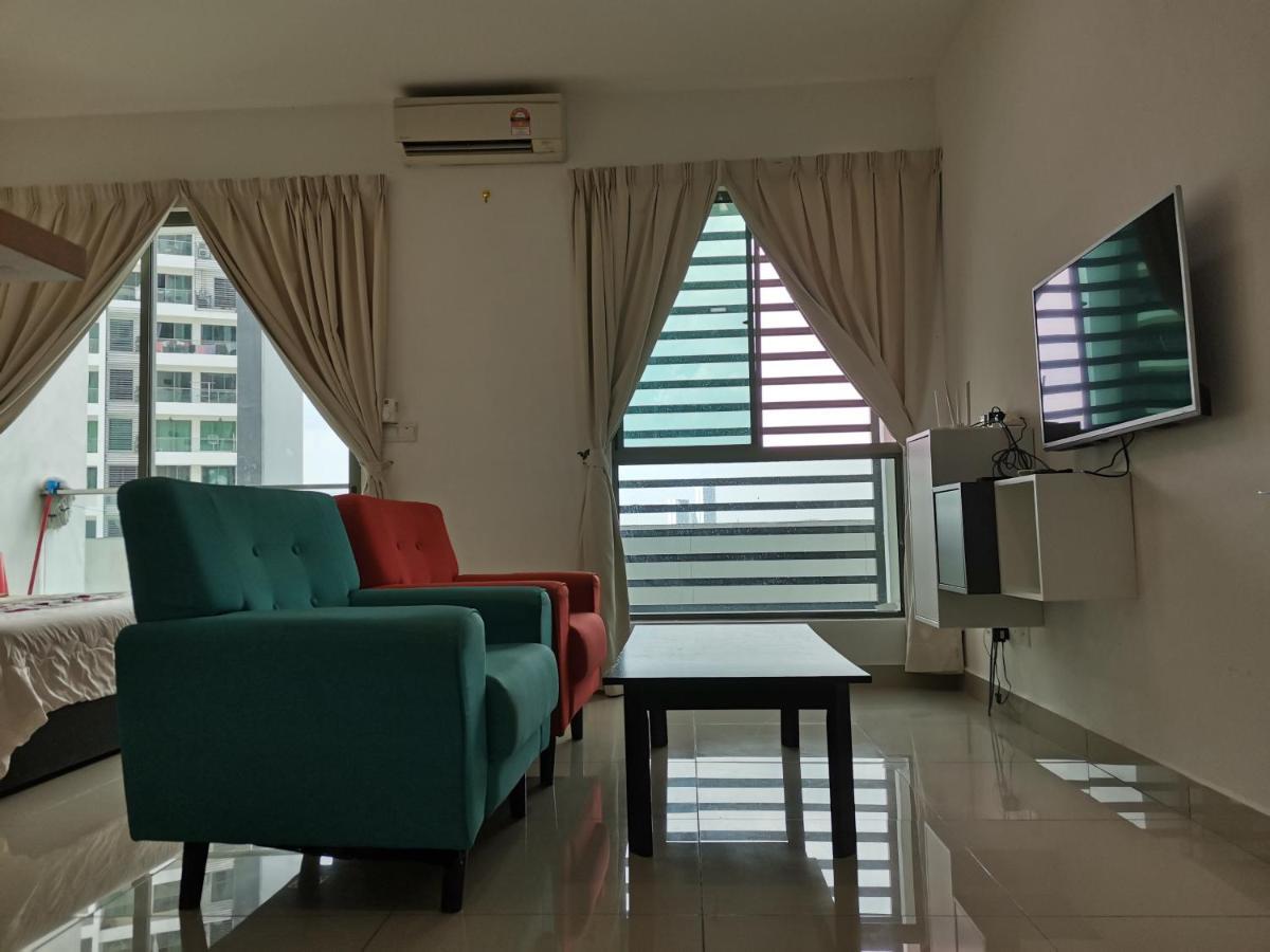 Studio Apartment Cyberjaya Near Bus Terminal Екстер'єр фото