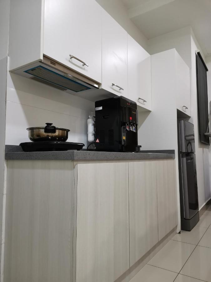 Studio Apartment Cyberjaya Near Bus Terminal Екстер'єр фото