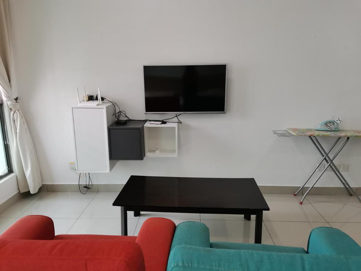 Studio Apartment Cyberjaya Near Bus Terminal Екстер'єр фото