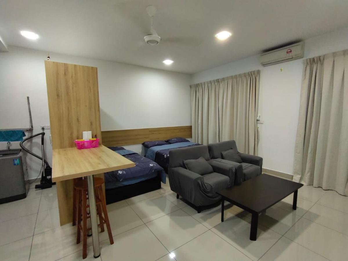 Studio Apartment Cyberjaya Near Bus Terminal Екстер'єр фото